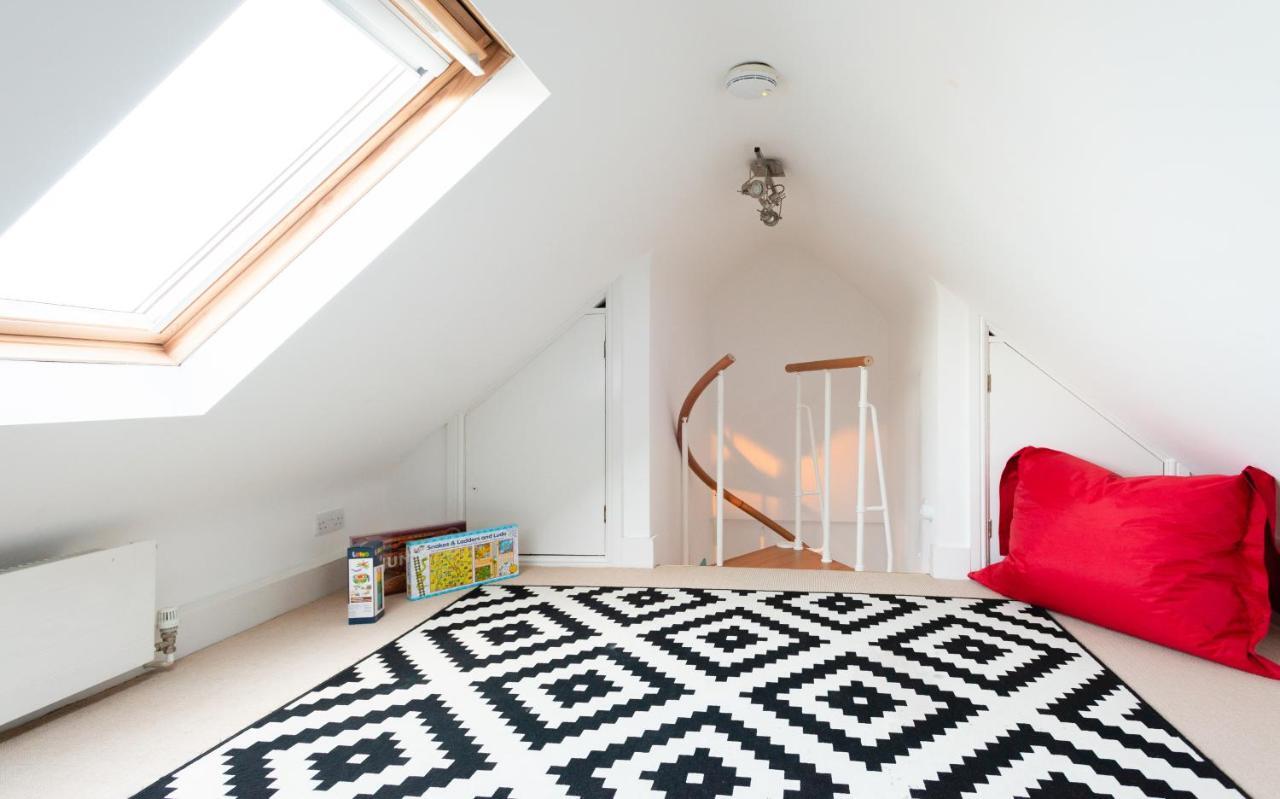 Вилла The Glasshouse Escape - 5Bdr Jewel Оксфорд Экстерьер фото